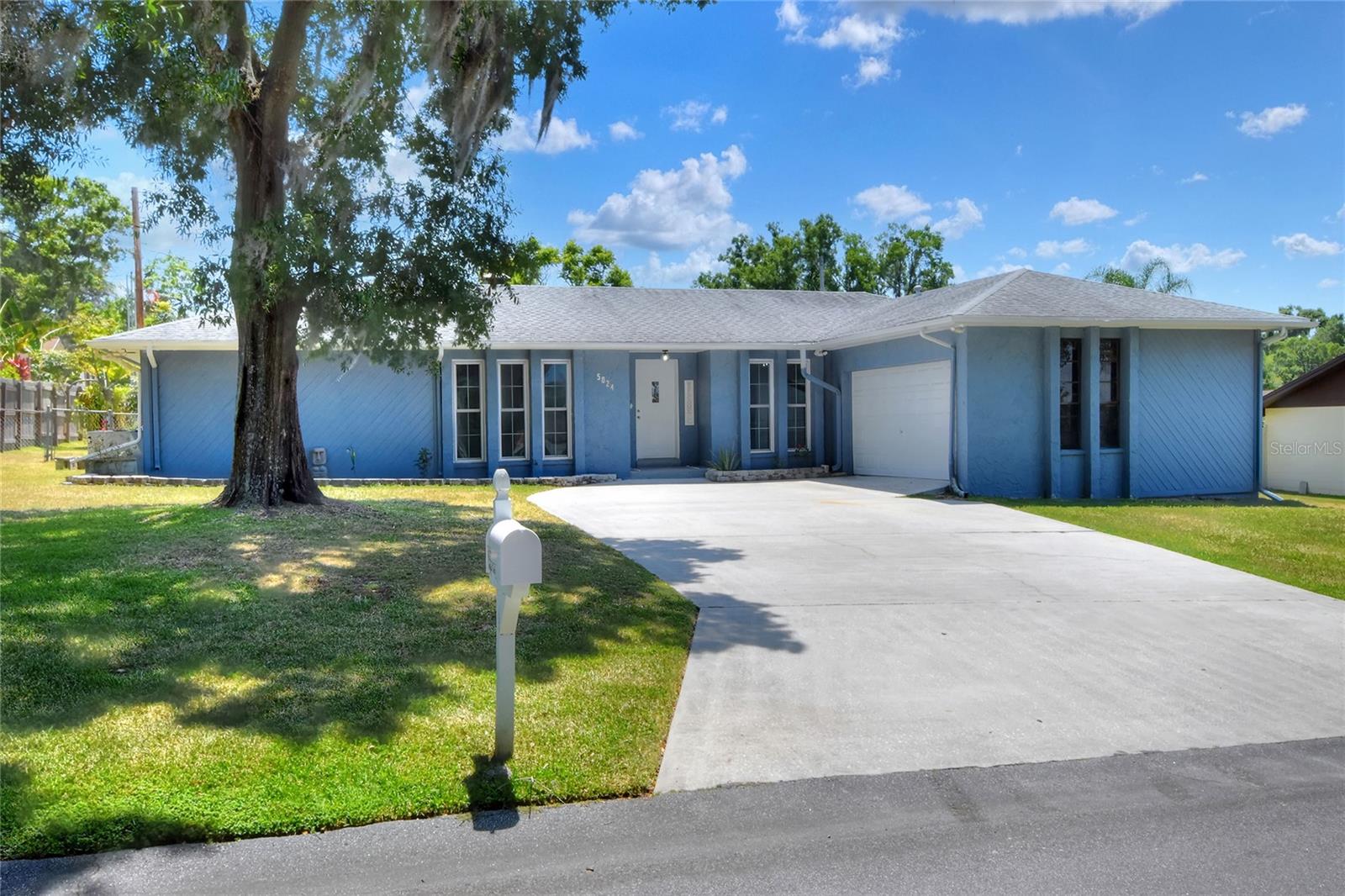 Fairfax , Lakeland, FL 33813