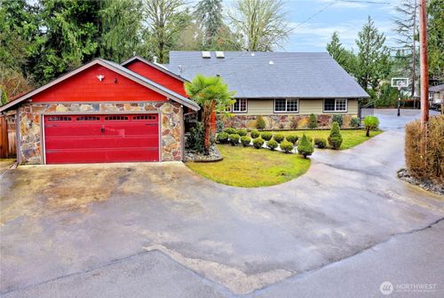 17823 145th Avenue Se, Renton, WA, 98058 | Card Image