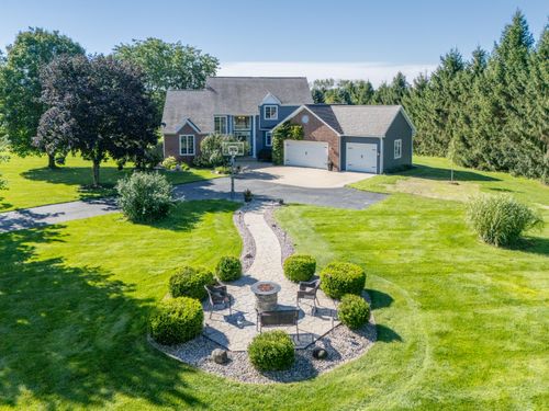 22533 Vineyard Cir, Mattawan, MI, 49071-8504 | Card Image