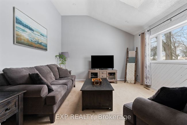 6792 Jill Dr, House other with 3 bedrooms, 1 bathrooms and 2 parking in Niagara Falls ON | Image 21