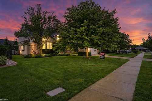 15706 Tranquil Drive, Macomb Township, MI, 48042 | Card Image
