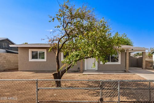 1747 W Maldonado Rd, Phoenix, AZ, 85041-6646 | Card Image