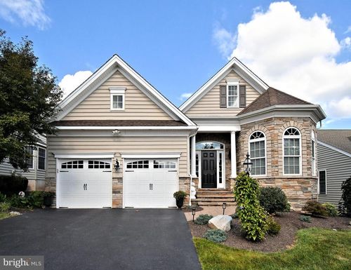 2235 Cooper Dr, SCHWENKSVILLE, PA, 19473-2425 | Card Image