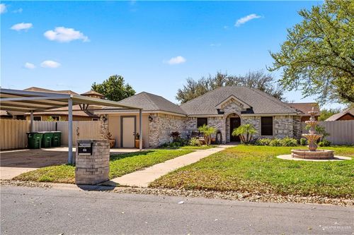 307 Silverado Dr E, Palmview, TX, 78572-1815 | Card Image
