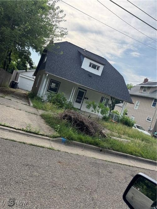 254 Bowmanville St, Akron, OH, 44305-3347 | Card Image