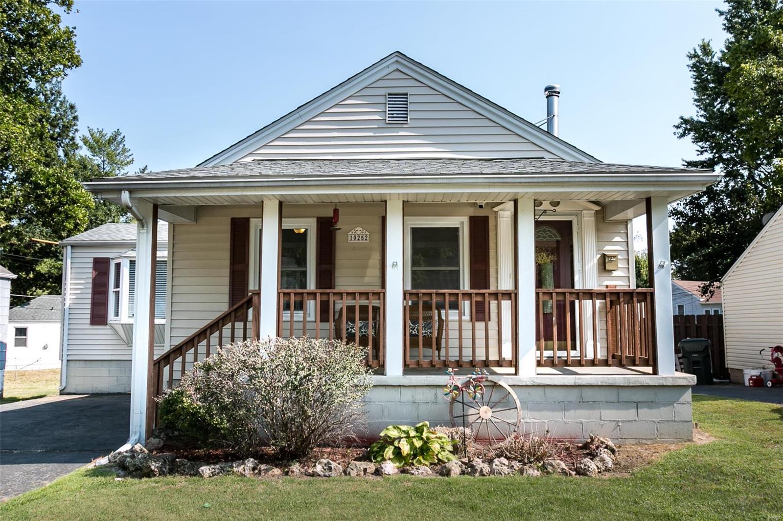 Saint Richard Ln, Saint Ann, MO 63074