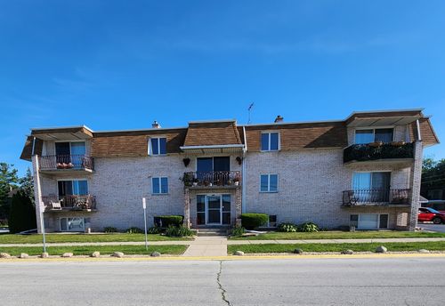 2-18224 Wentworth Ave, Lansing, IL, 60438-3498 | Card Image
