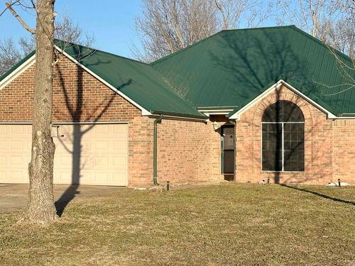 124 Summer Blvd, Trumann, AR, 72472-2017 | Card Image