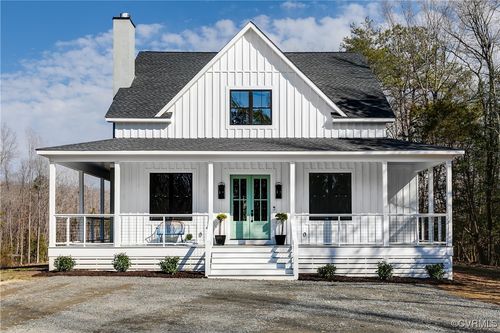 389 Stevensville Rd, STEVENSVILLE, VA, 23161-4023 | Card Image