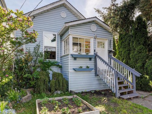 2551 Prior St, Victoria, BC, V8T3X5 | Card Image