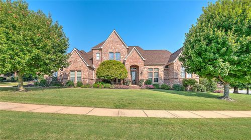 2613 S Horizon Blvd, Rogers, AR, 72758-9542 | Card Image