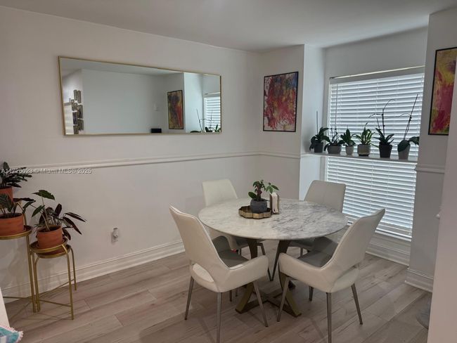 APT-111 - 995 Riverside Dr, Condo with 2 bedrooms, 2 bathrooms and null parking in Coral Springs FL | Image 6