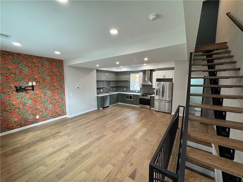 847 Blossom Way, Allegheny, PA, 15212-5068 | Card Image