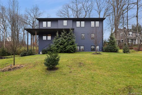 18 Hillside Ave, Katonah, NY, 10536-2012 | Card Image