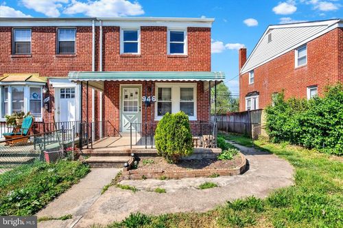 946 Middlesex Rd, ESSEX, MD, 21221-2130 | Card Image