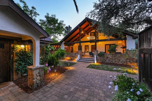 1621 Hillview Pl, Saint Helena, CA, 94574-1753 | Card Image