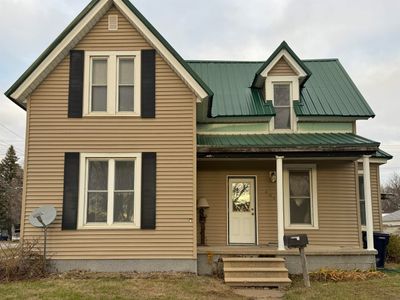 600 Main St, House other with 3 bedrooms, 1 bathrooms and null parking in LaPorte City IA | Image 1