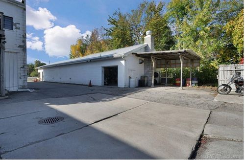 3350-3356 Lapeer Rd, Port Huron, MI, 48060-2586 | Card Image