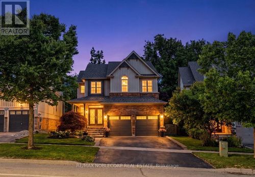68 Meadowglen Blvd, Georgetown, ON, L7G0B7 | Card Image