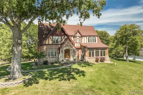 735 River Hills Dr, Fenton, MO, 63026-3162 | Card Image