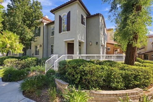 28165 Ashbrook Ln, Valencia, CA, 91354-1116 | Card Image
