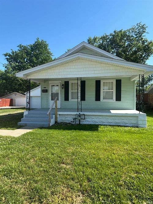 4701 Pollack Ave, Evansville, IN, 47714-5871 | Card Image