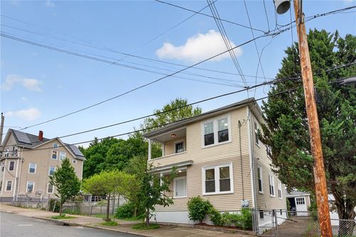31 Bowdoin St, Providence, RI, 02909-2643 | Card Image