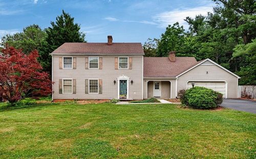 2818 Plantation Ln, WAYNESBORO, VA, 22980-1515 | Card Image