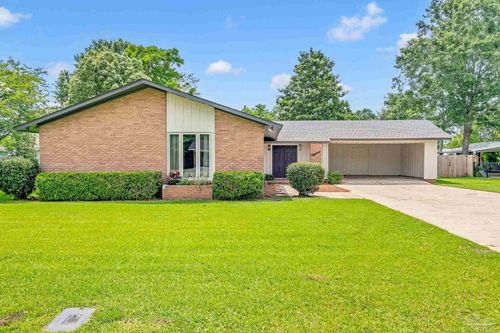 18 Rollins Pl, Atmore, AL, 36502-3231 | Card Image