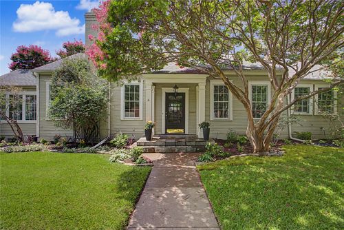 4705 El Campo Ave, Fort Worth, TX, 76107-4915 | Card Image