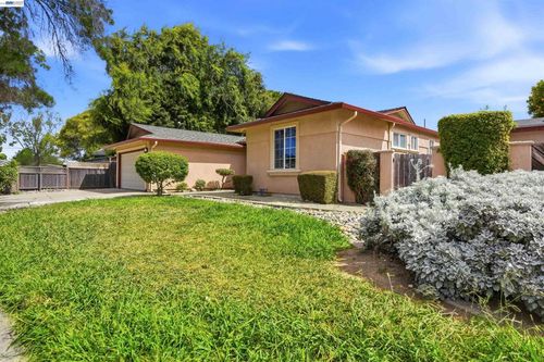 37658 Canterbury St, Fremont, CA, 94536-5146 | Card Image