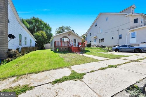 118 E Ruddle St, COALDALE, PA, 18218-1221 | Card Image
