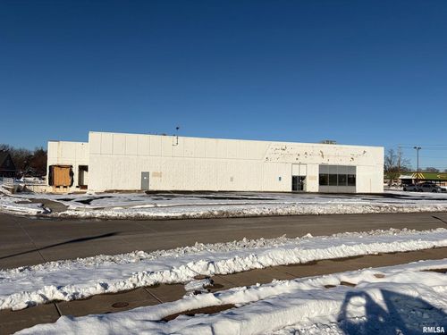 5205 22nd Ave, Moline, IL, 61265-3626 | Card Image