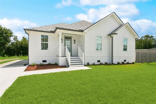 7211 Claiborne Ct, Arabi, LA, 70032-1625 | Card Image
