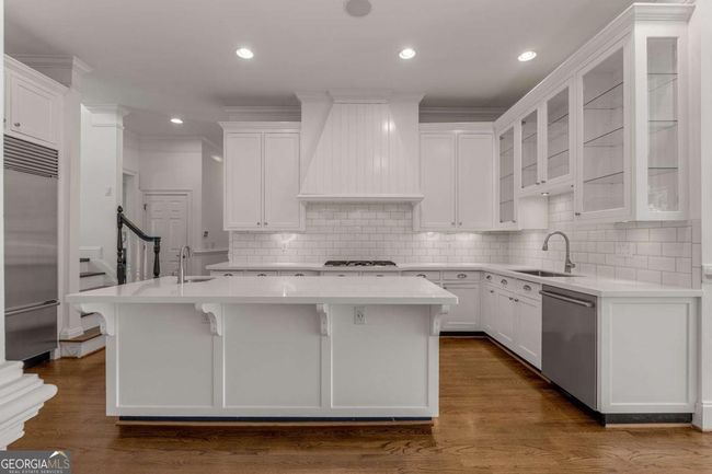 5080 Riverlake Dr, House other with 6 bedrooms, 6 bathrooms and 3 parking in Peachtree Corners GA | Image 9