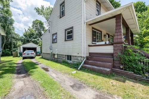 613 W Mount Hope Ave, Lansing, MI, 48910-9060 | Card Image