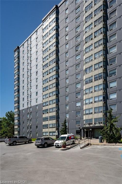 45 Pond Mills Rd, London, ON, N5Z4W5 | Card Image