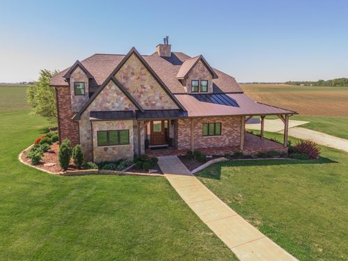 14431 E 2400 North Rd, Hudson, IL, 61748-9307 | Card Image