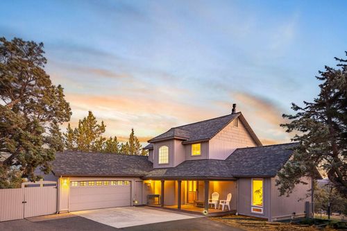 65140 78th St, Bend, OR, 97703-8947 | Card Image