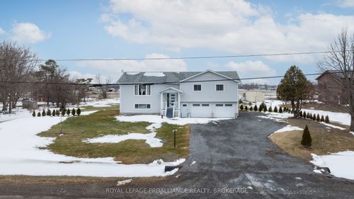 4318 County Rd 6, Yarker, ON, K0K3N0 | Card Image