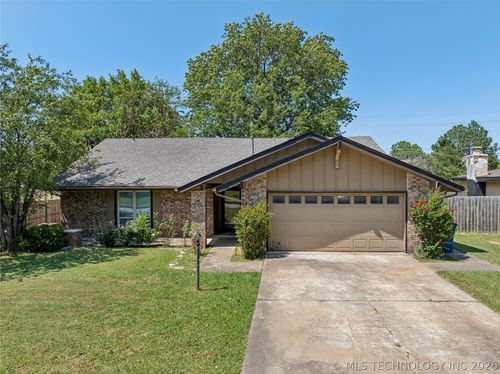 7065 52nd St, Tulsa, OK, 74145-7709 | Card Image