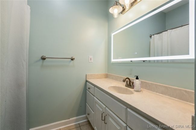 5834 E Bear Creek Rd, Home with 4 bedrooms, 3 bathrooms and null parking in Pekin IN | Image 38