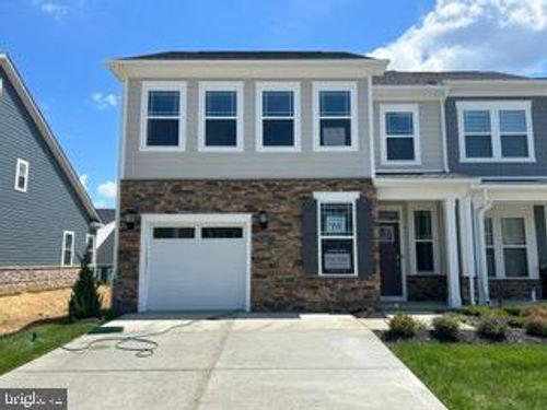 10592 Great Basin Pl, WHITE PLAINS, MD, 20695-4322 | Card Image