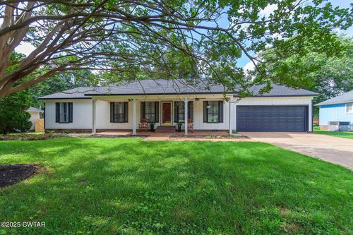 27 Fox Pond Cv, Jackson, TN, 38305-9130 | Card Image