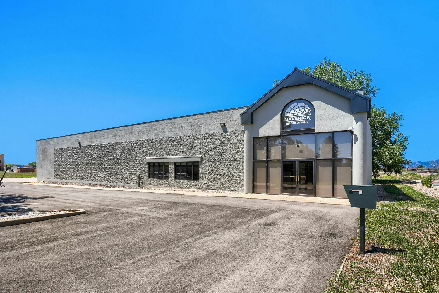 573 S Arthur Ave, Louisville, CO 80027