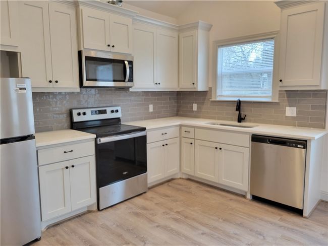 B - 8601 Oakridge Dr, House other with 1 bedrooms, 1 bathrooms and null parking in Bryan TX | Image 5