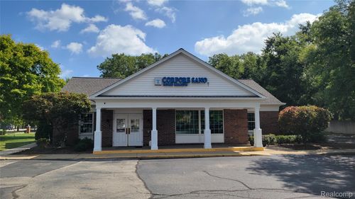 39475 Ann Arbor Rd E, Plymouth, MI, 48170-4524 | Card Image