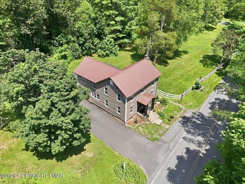 531 Effort Neola Rd, Saylorsburg, PA, 18353-8409 | Card Image