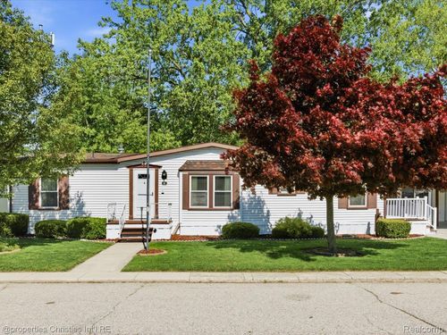 81-3333 Ravenswood Rd, Marysville, MI, 48040-1163 | Card Image