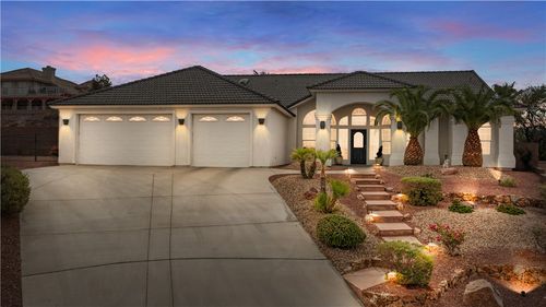 3470 Warren Ct, Bullhead City, AZ, 86429-7619 | Card Image